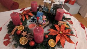 Adventskranz rot groß